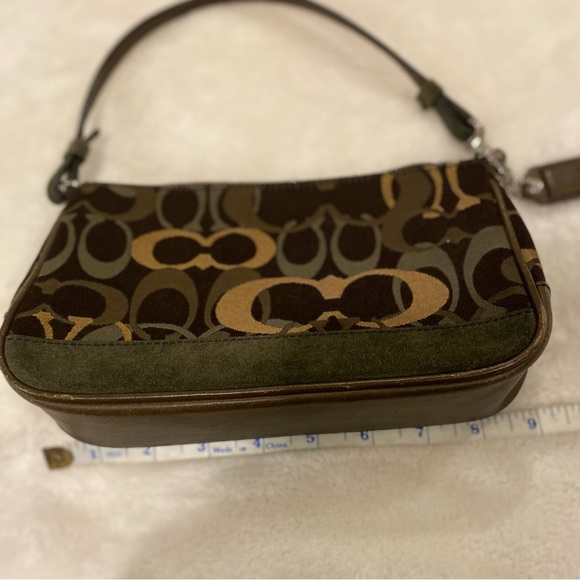 Coach Vintage Camouflage Monogram Wristlet - Picture 12 of 15
